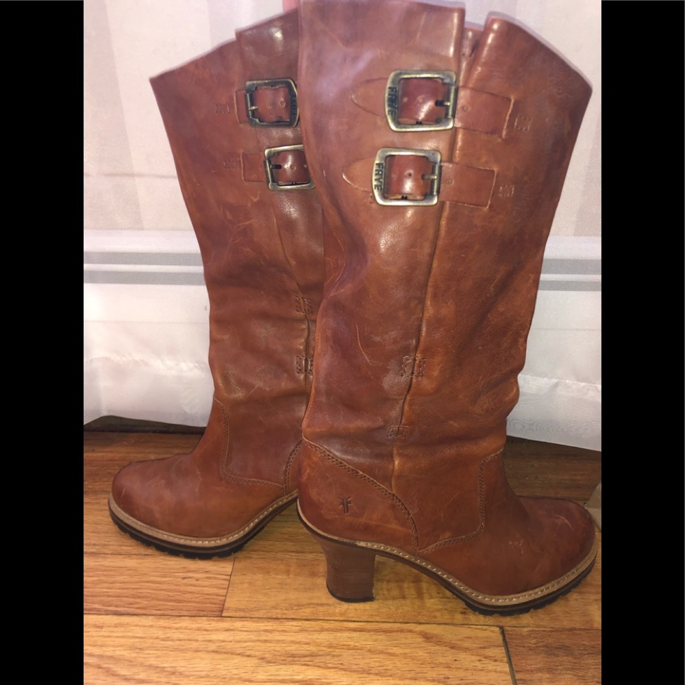 Frye Mildred Pull on knee boots